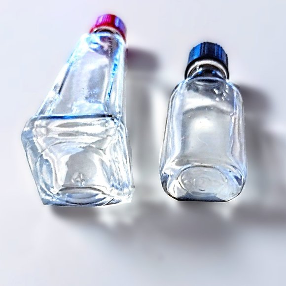 Vintage Set of 2 MINI Glass Collector Bottles ~ Red & Black Plastic Screw Caps - Picture 8 of 10